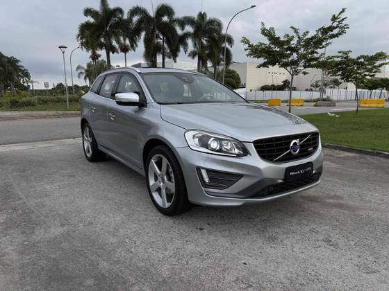 VOLVO XC60 2.0 T5 R DESIGN TURBO GASOLINA 4P AUTOMÁTICO
